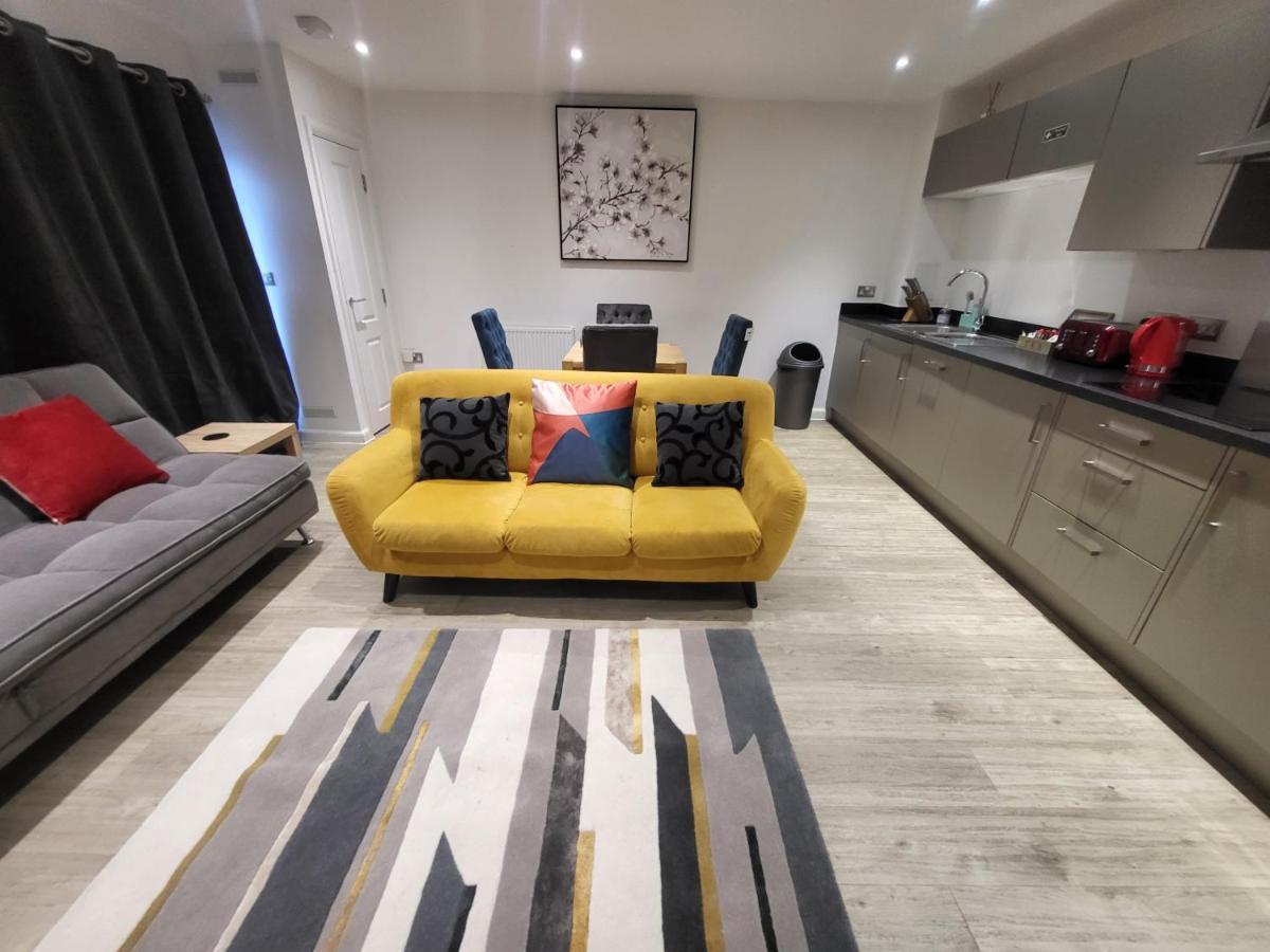 Garland Apartment, Greenhithe 3 Дартфорд Экстерьер фото
